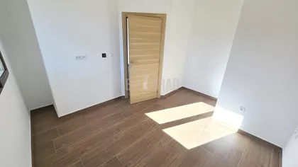 Belog narcisa | 4zida.rs