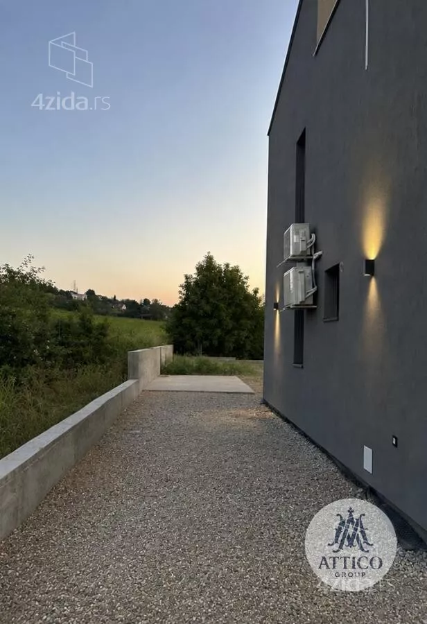 Kuća | 4zida
