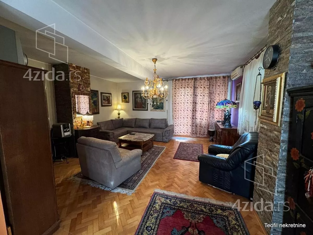 3-etažna kuća | 4zida