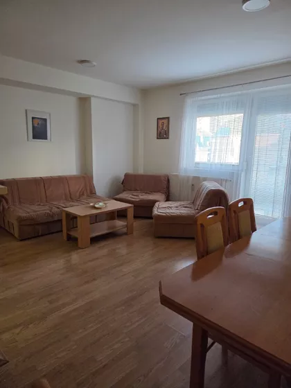 Božidarčeva | 4zida.rs