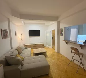 Novi Sad - Centar, Stari Grad, Gradske lokacije, Novi Sad, 1.0 stan | 4zida.rs