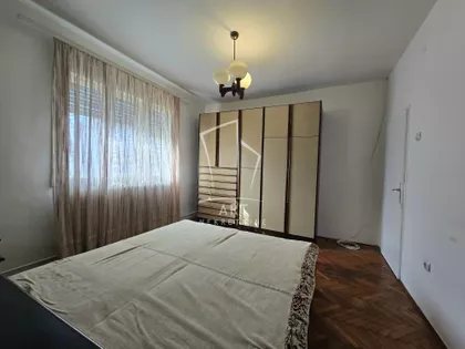 Olge Petrov | 4zida.rs