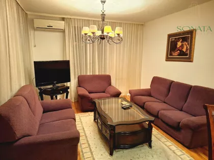 Crveni Krst Vračar | 4zida.rs