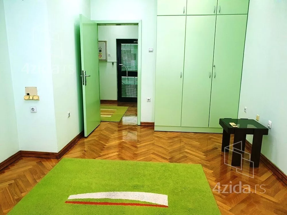 Kancelarija | 4zida
