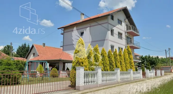 4-etažna kuća | 4zida