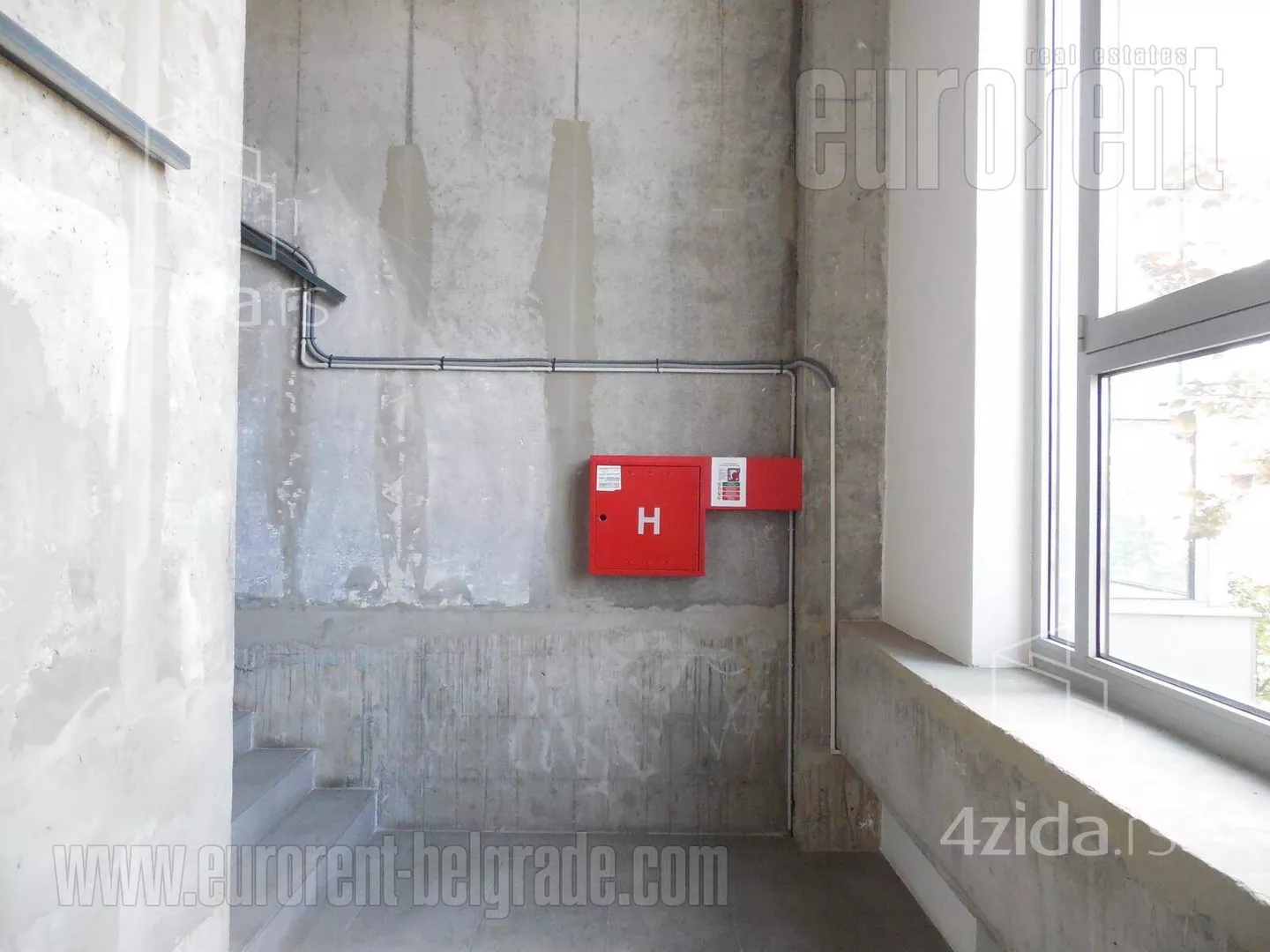 Poslovni prostor | 4zida