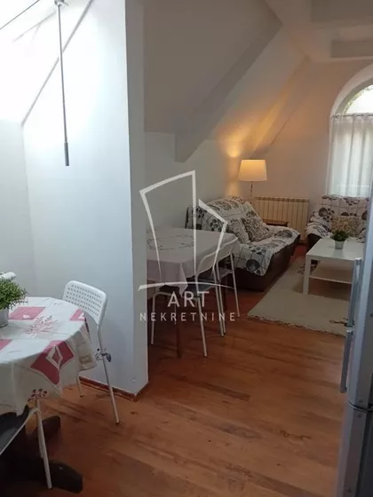 Veziljska | 4zida.rs