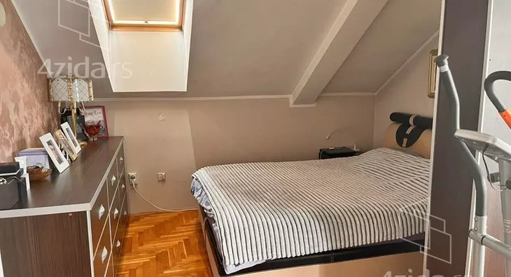 Četvoroiposoban stan | 4zida