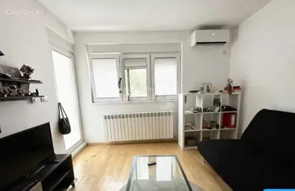 Cara Dušana | 4zida.rs