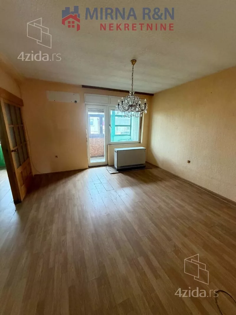 Квартира · 709 m² · Apatin