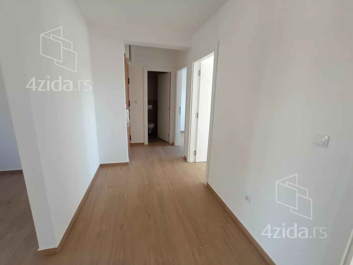 Kancelarija | 4zida