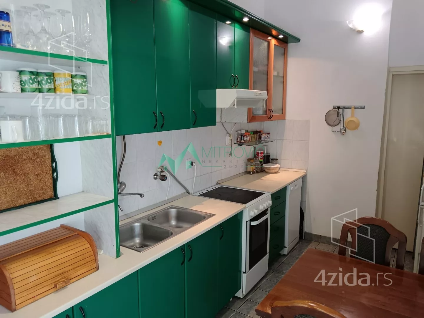 Četvorosoban stan | 4zida