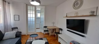 Braće Jovanovića 33 | 4zida.rs