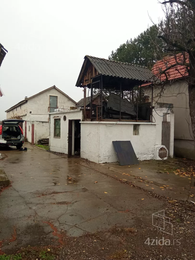 Građevinsko zemljište | 4zida
