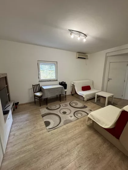 TC Stadion | 4zida.rs