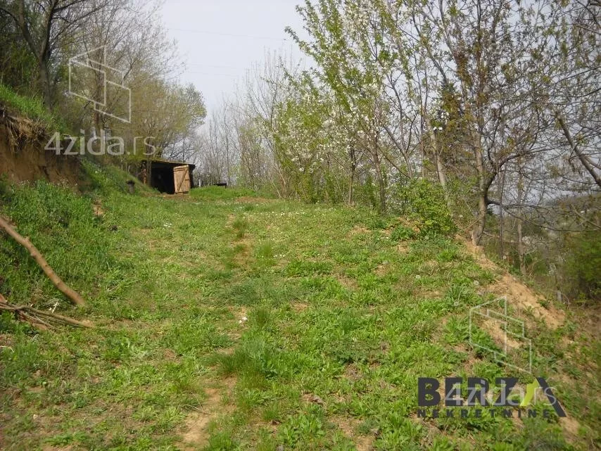Plac | 4zida