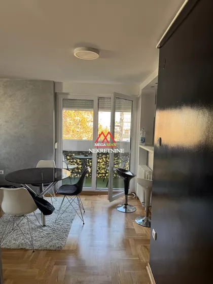 Balzakova | 4zida.rs