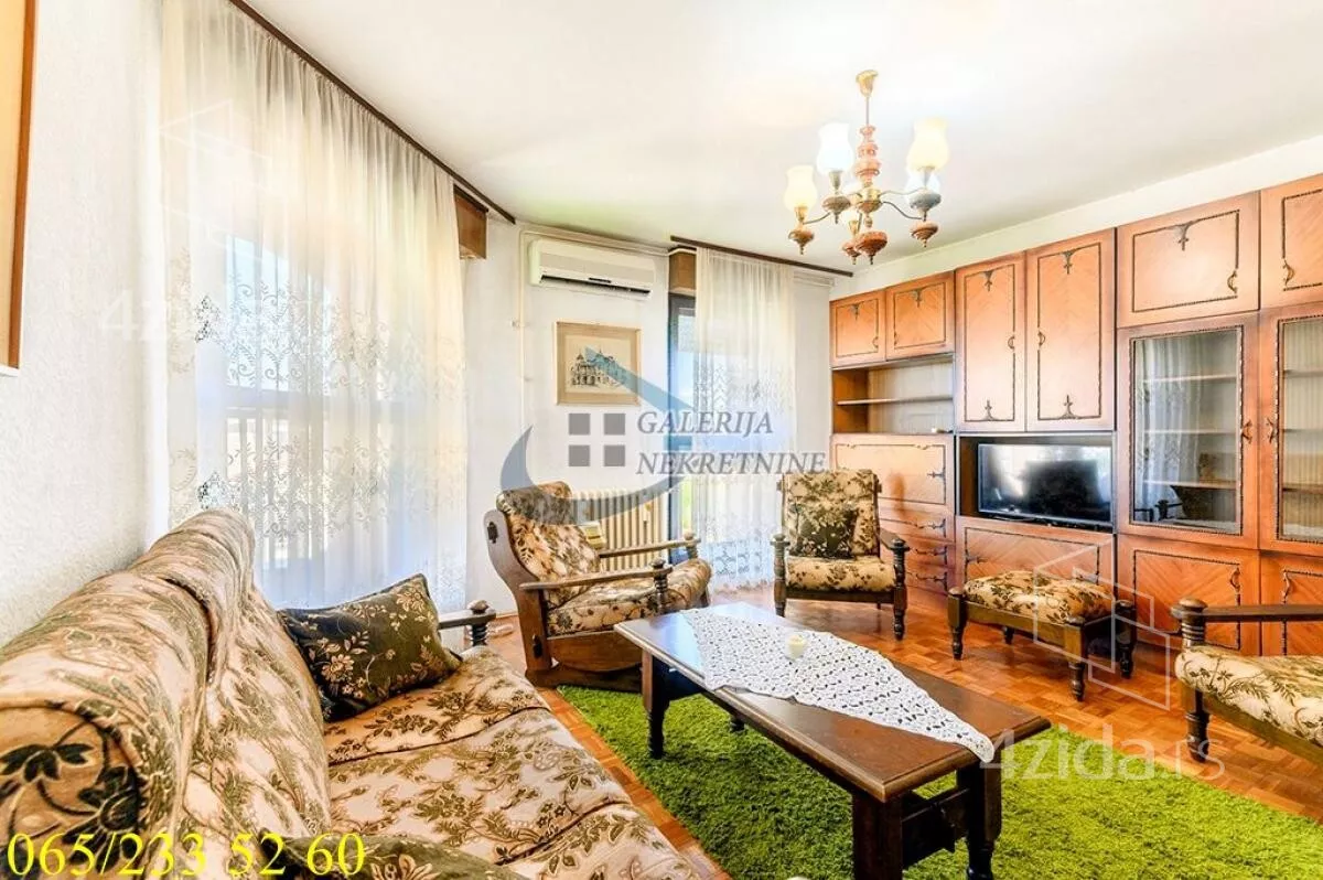 Troiposoban stan | 4zida