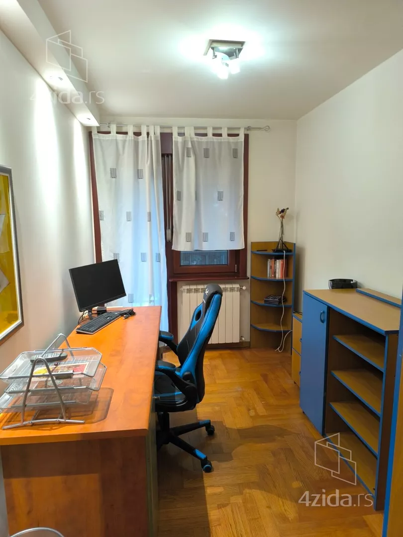 4-etažna kuća | 4zida