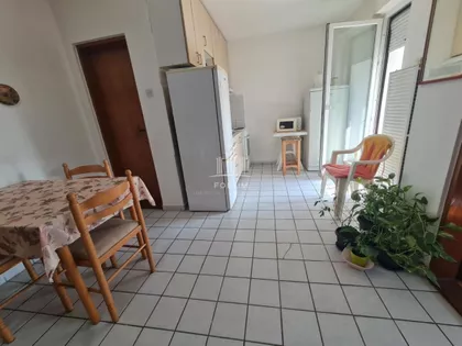 Podbara | 4zida.rs