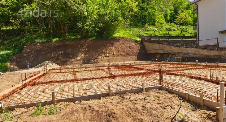 Građevinsko zemljište | 4zida
