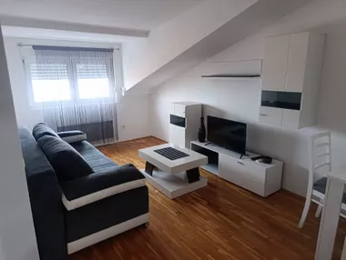 Jovanke Radaković 29M