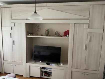 Jovana Ćirilova | 4zida.rs