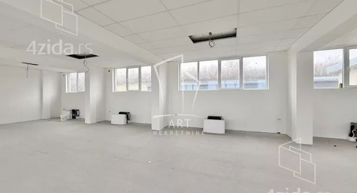 Poslovni prostor | 4zida