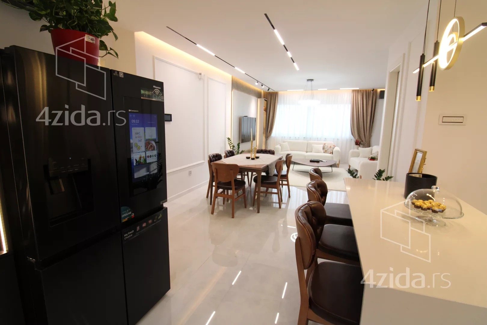 Šestosoban stan | 4zida