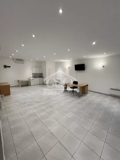 Centar preko Lepenice | 4zida.rs