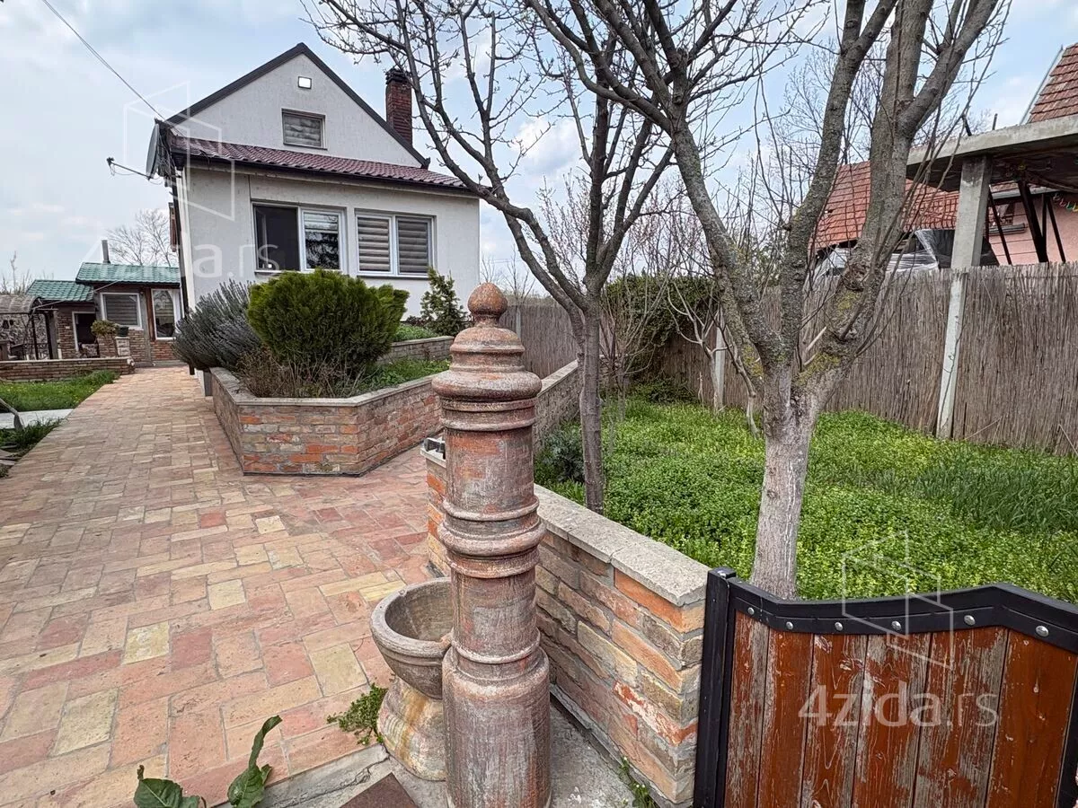 3-etažna kuća | 4zida