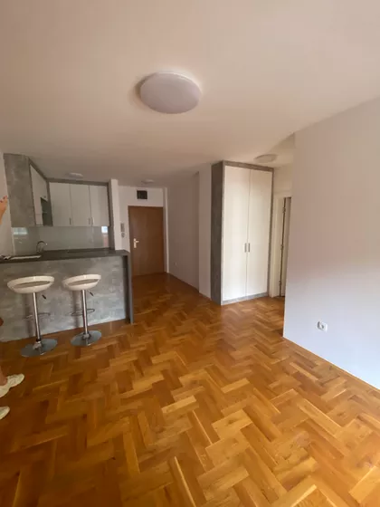 Đorđa Servickog | 4zida.rs