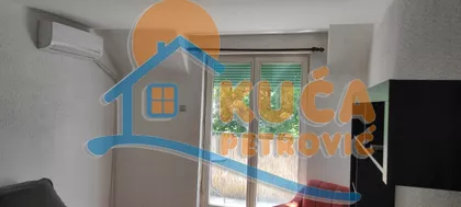 Velikotrnavska | 4zida.rs