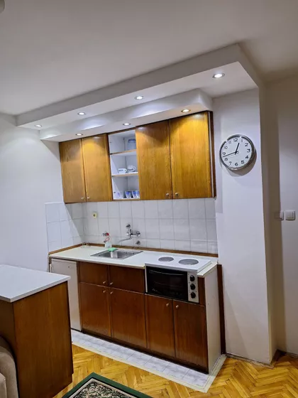 1300 Kaplara | 4zida.rs