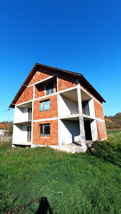 Mirosaljačka | 4zida.rs