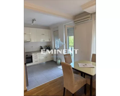 Uroša Martinovića | 4zida.rs