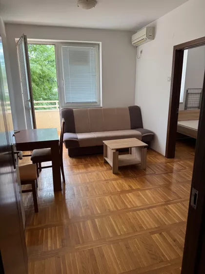 Vase Stajića 13 | 4zida.rs
