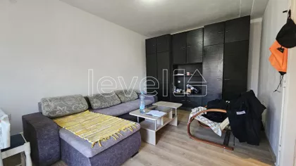 Železnička stanica | 4zida.rs