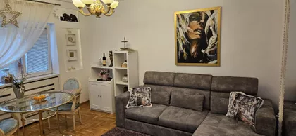 Klinički Centar | 4zida.rs