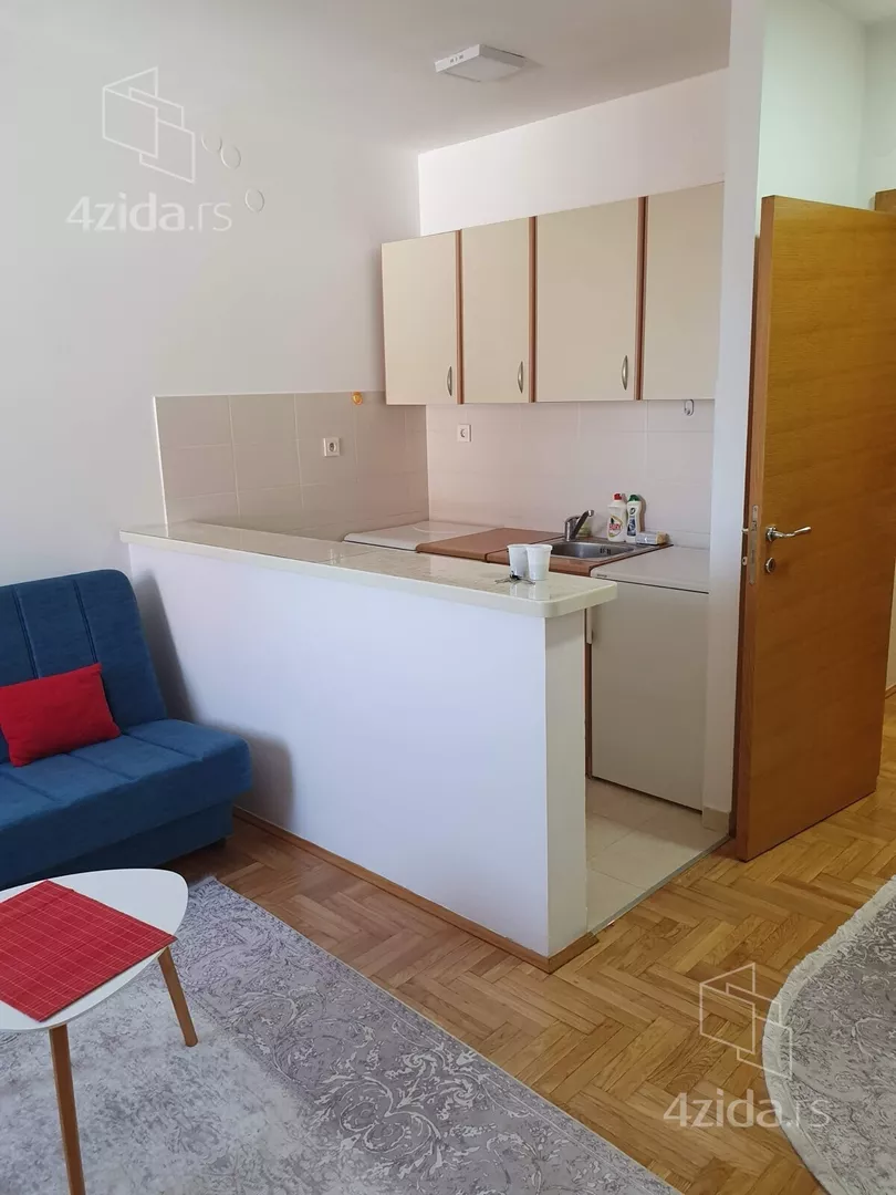 Garsonjera | 4zida