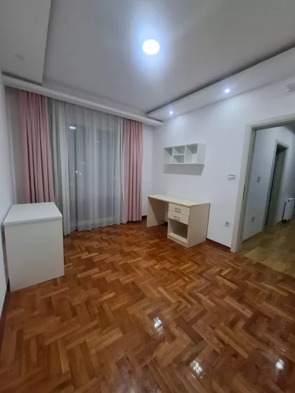 Trg Fontana | 4zida.rs