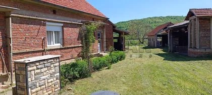 Gornje Brijanje | 4zida.rs