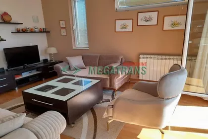 Pivljanina Baja | 4zida.rs