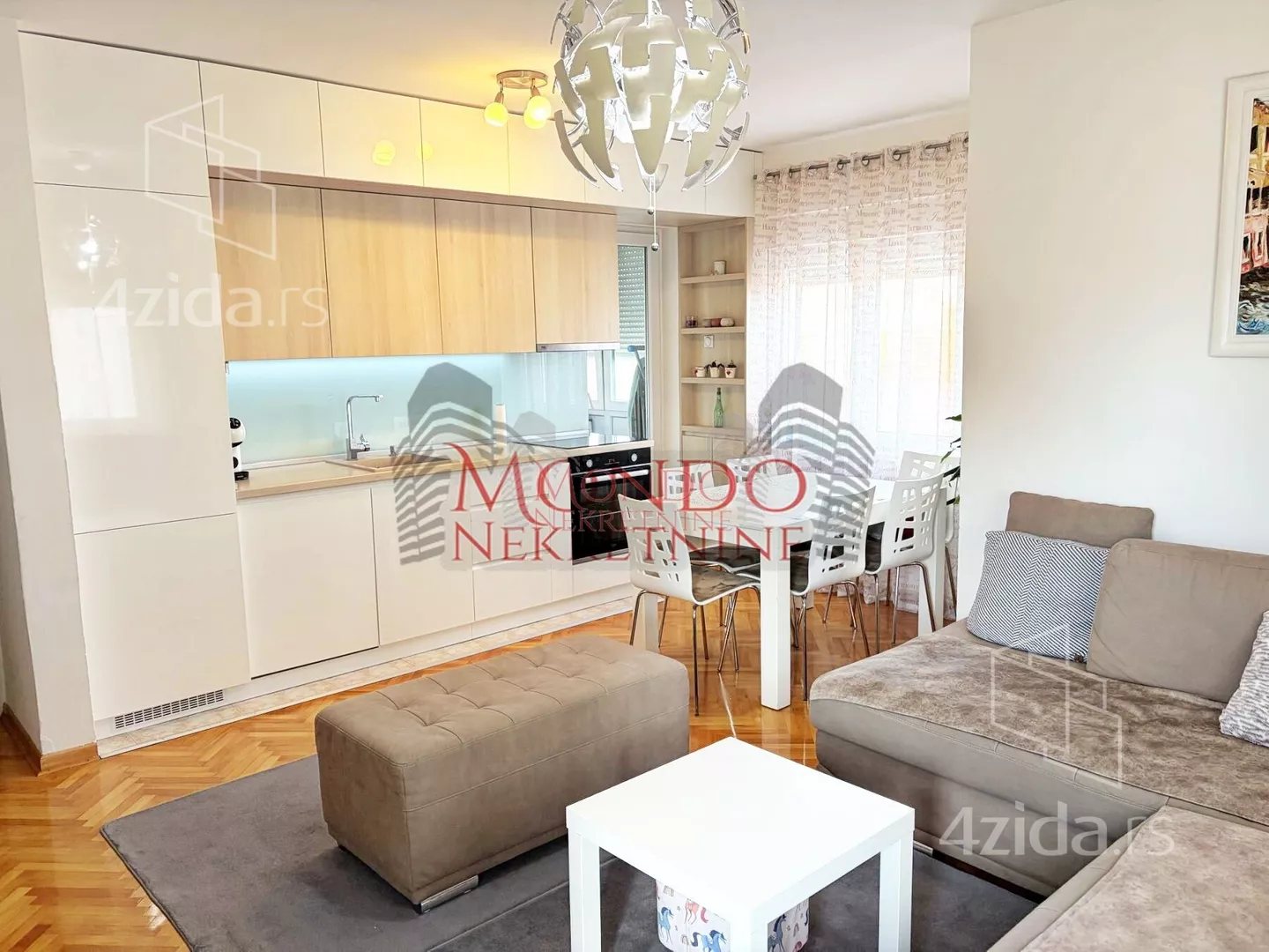 Dvoiposoban stan | 4zida