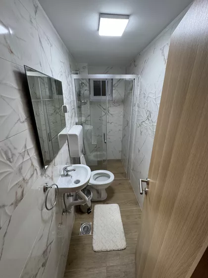 Jelene Glavaški | 4zida.rs