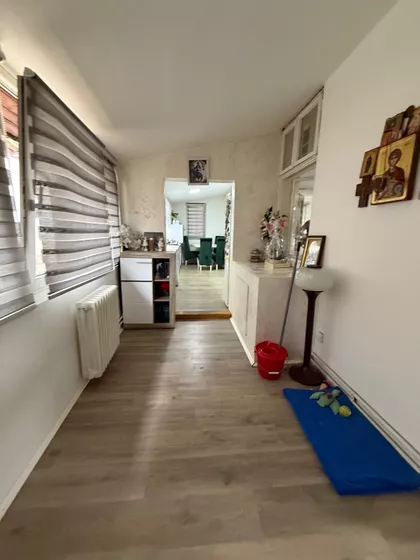 Prvomajska | 4zida.rs
