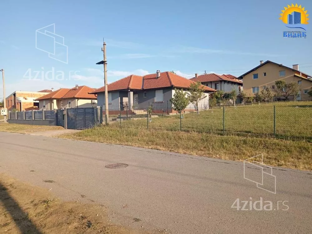 Građevinsko zemljište | 4zida