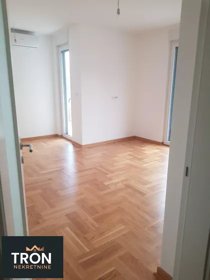 Nemanjina | 4zida.rs