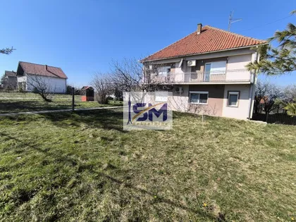 Jovana Popovića | 4zida.rs