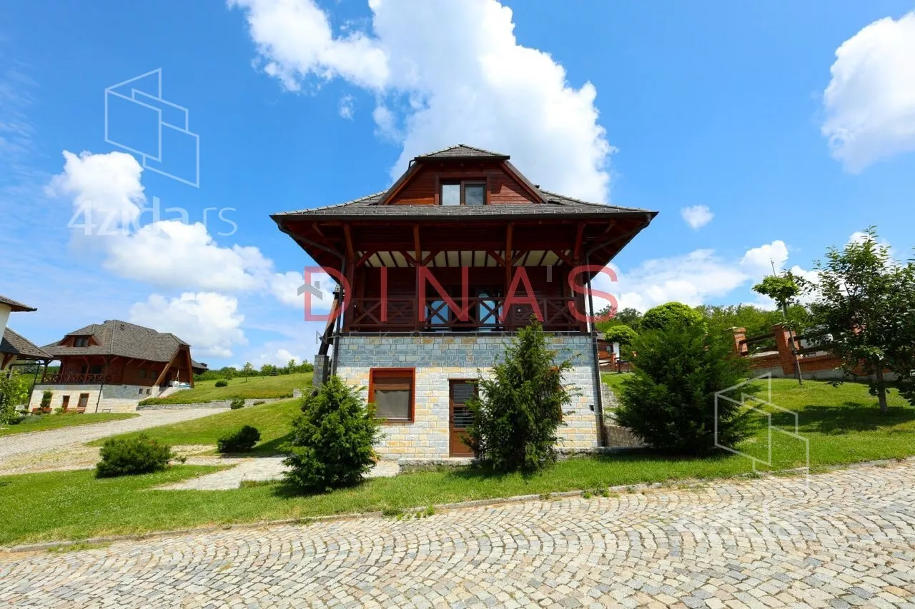 Kuća | 4zida